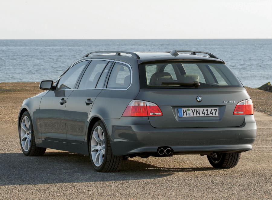  BMW 545i Touring (E61) 2004 года  (WW) (фото 8 из 42)